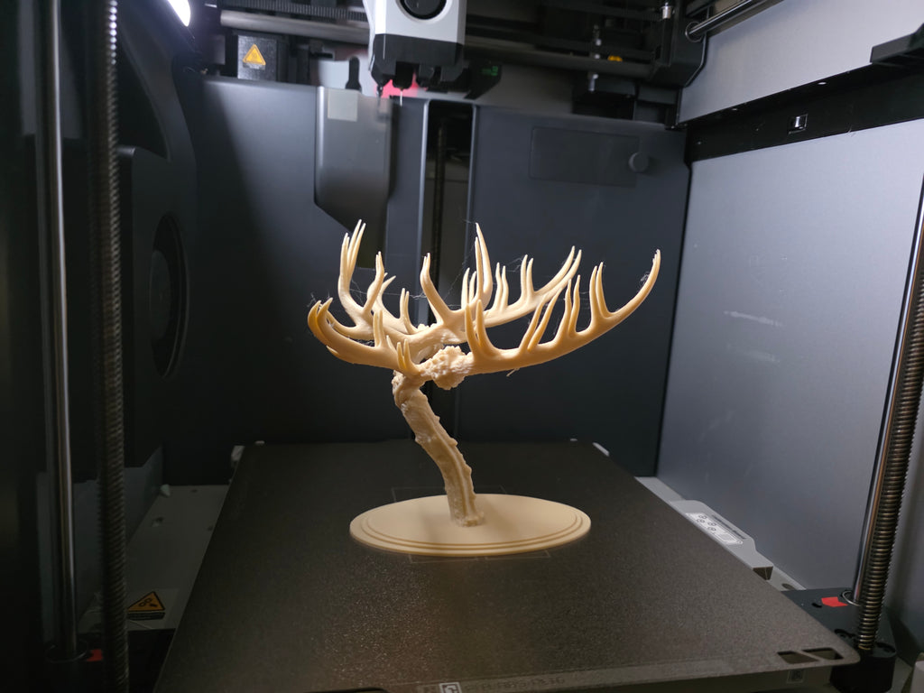 Bonsai Skulptur aus Hirschgeweih