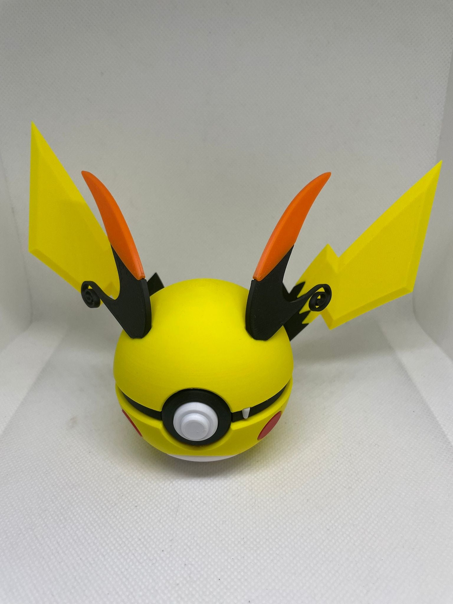 Raichu X | Pokeball | Klicker | Pokemon Inspiration