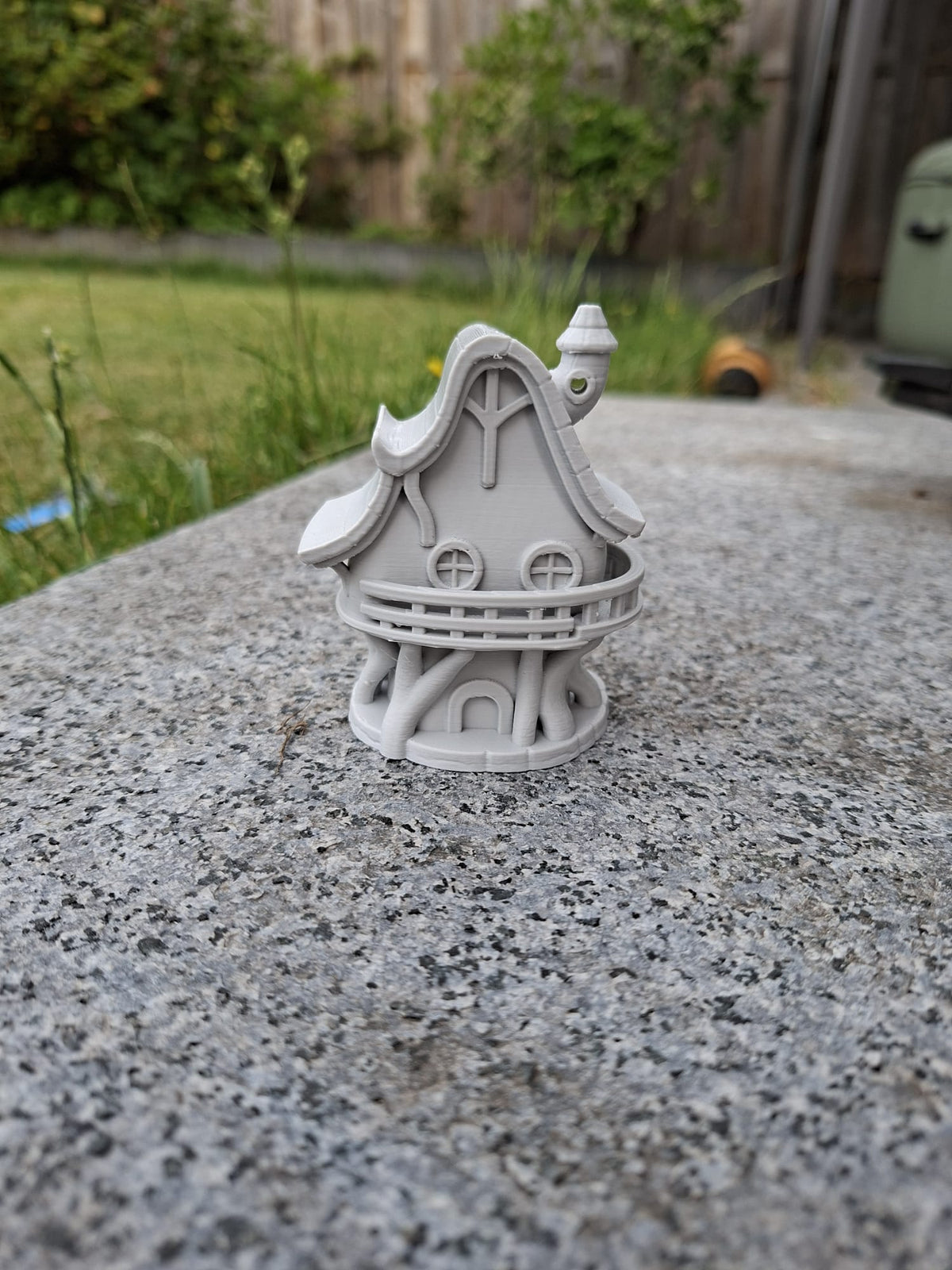 Verzaubertes Feenhaus Baumhaus Figur Deko Statue Fantasy Mittelalter