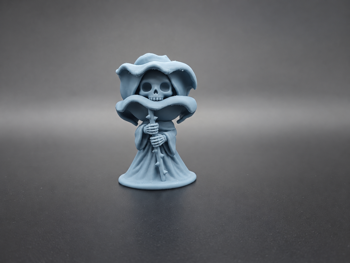 Blütenblätter des Jenseits Halloween Rosen Sensenmann Figur Deko
