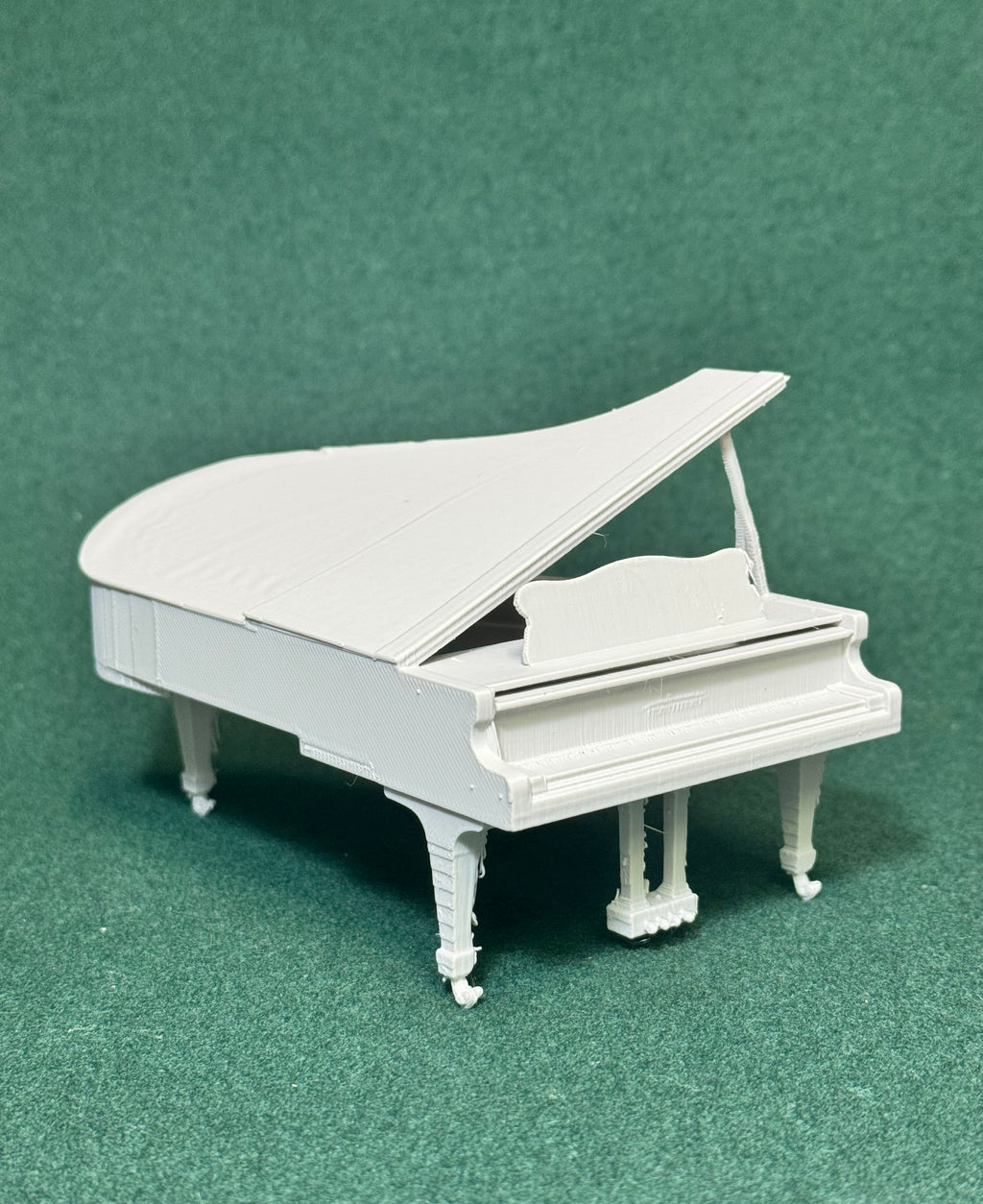 Puppenhaus Mini Klavier aus der Viktorianischen Ära 1 Miniatur 1:12 Möbel