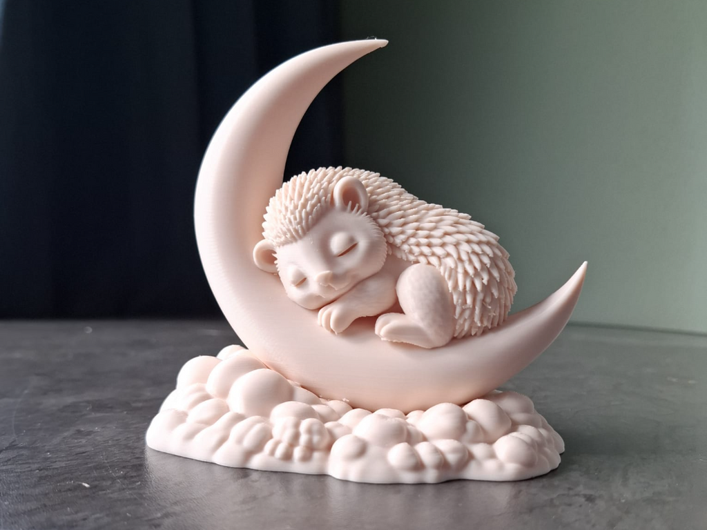 Schlafender Igel auf Sichelmond Figur Deko Statue Tierfigur Tiere Geschenk