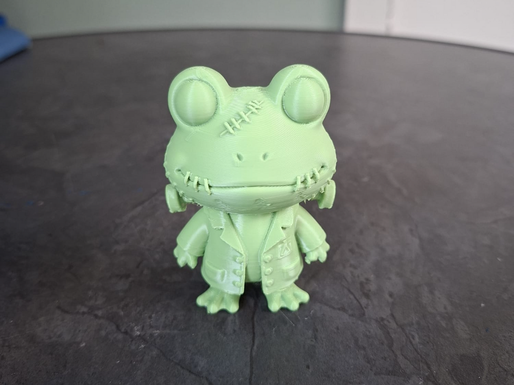 Franken Frosch Figur Deko Statue Halloween Grusel Gothic Horror Tierfigur