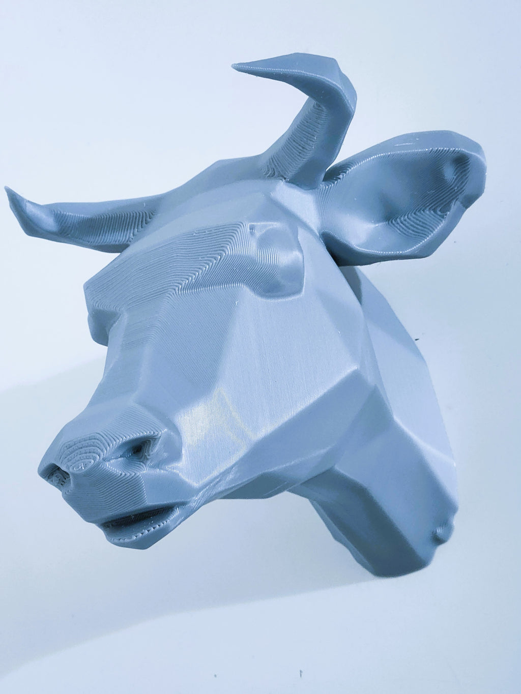 Kuhkopf Low Poly Wanddeko