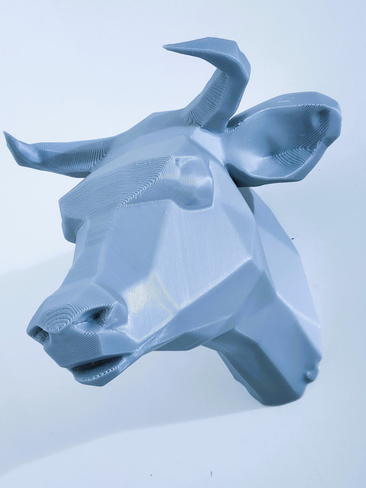 Kuhkopf Low Poly Wanddeko