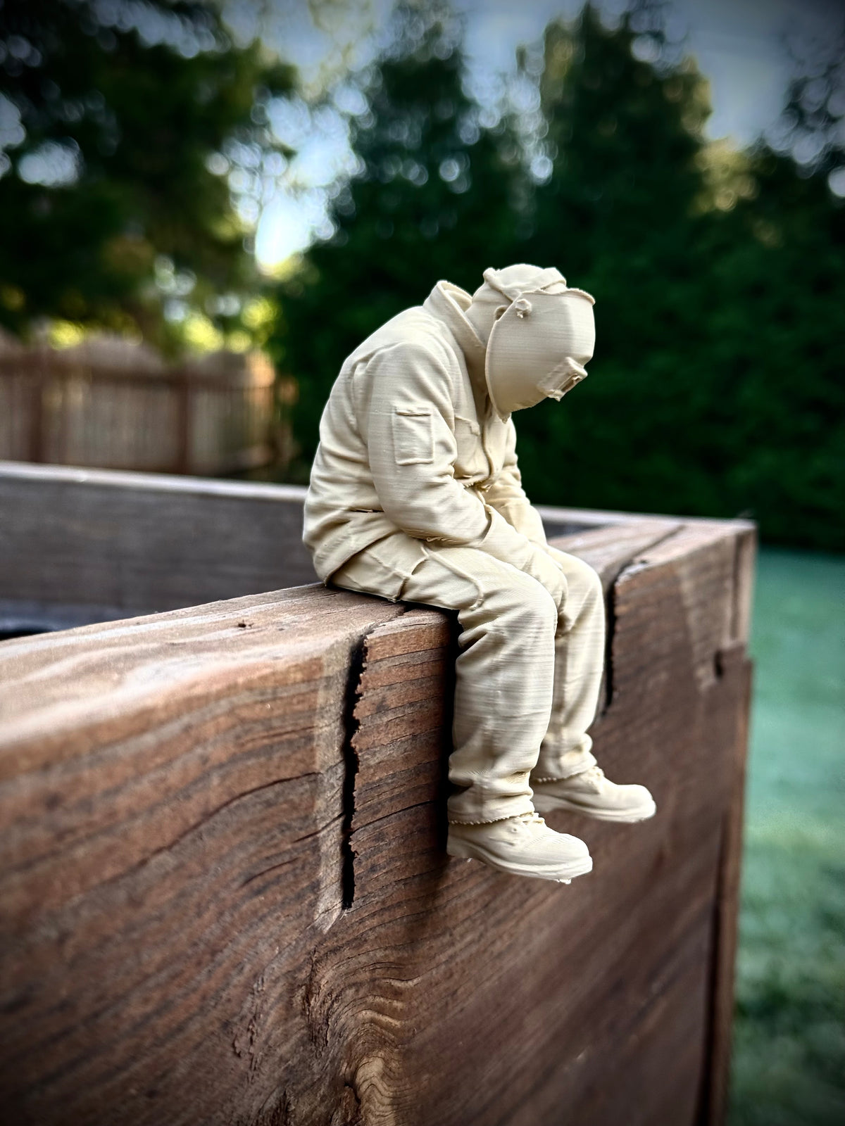 Figur Schweißer traurig Kantenhocker