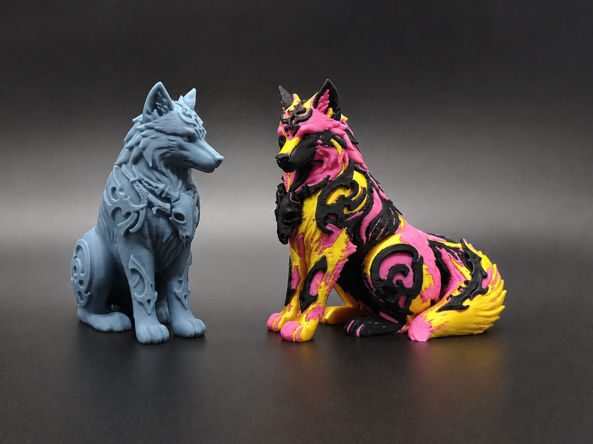 Mystische Stammeswolf-Figur Ein & Mehrfarbig