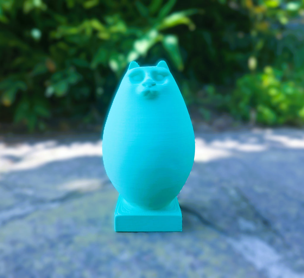 Katze Kugel füllig