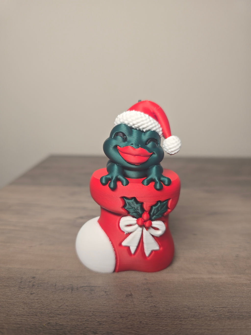 Weihnachtsanhänger Frosch im Strumpf