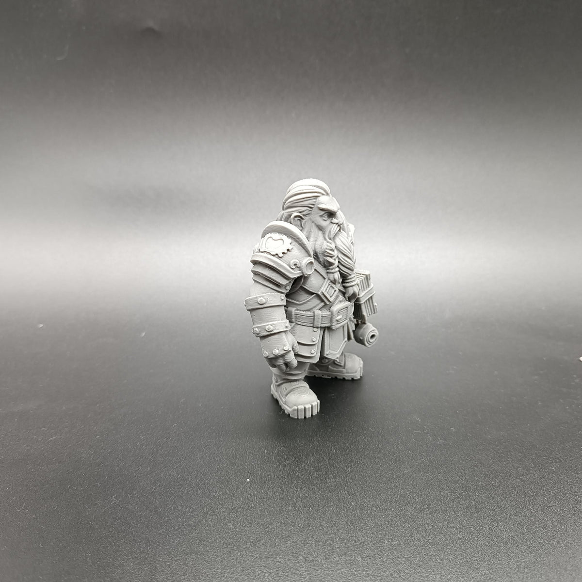 Steampunk Fantasy Zwergen-Ingenieur Figur Deko