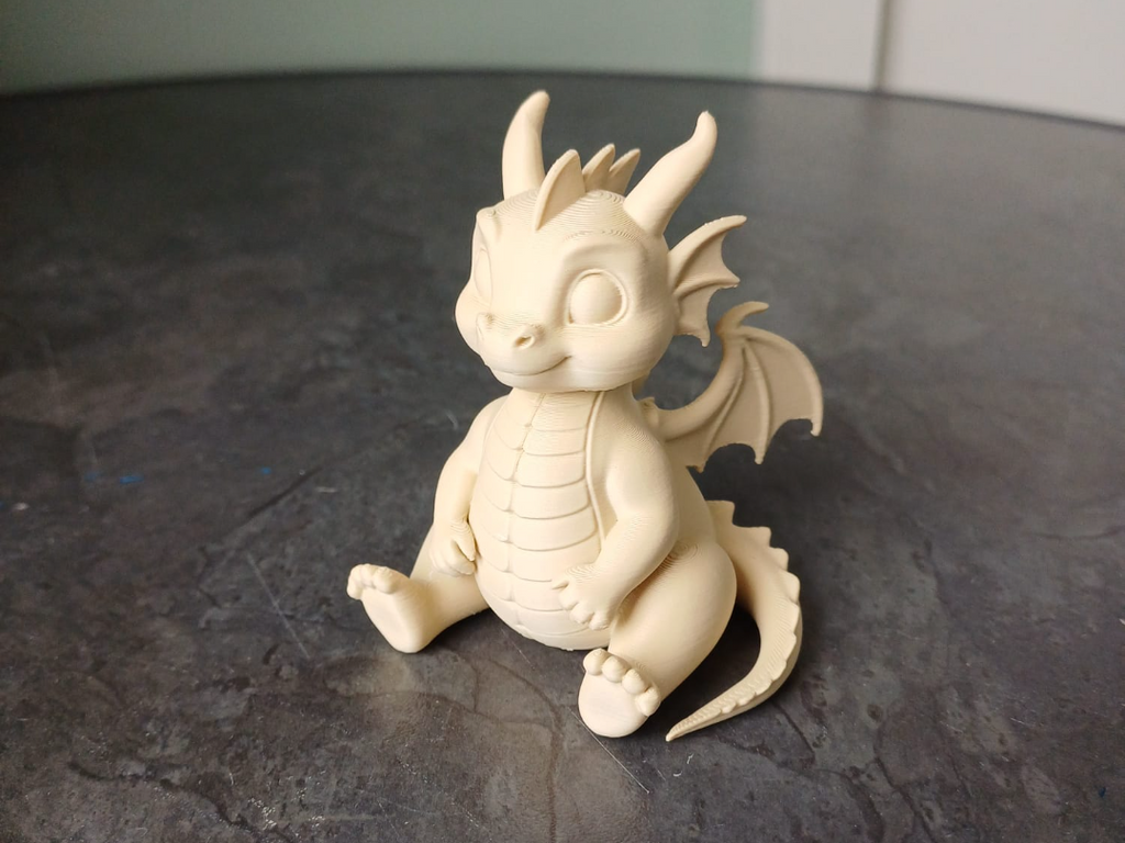 Niedlicher sitzender Baby-Drache Figur Deko Statue Fantasy Mittelalter süß