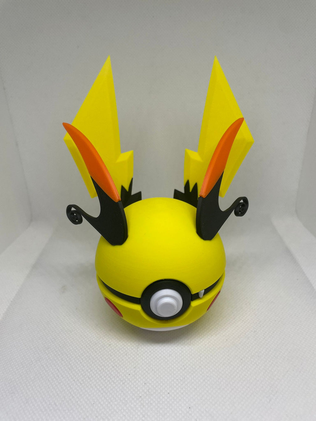 Raichu X | Pokeball | Klicker | Pokemon Inspiration