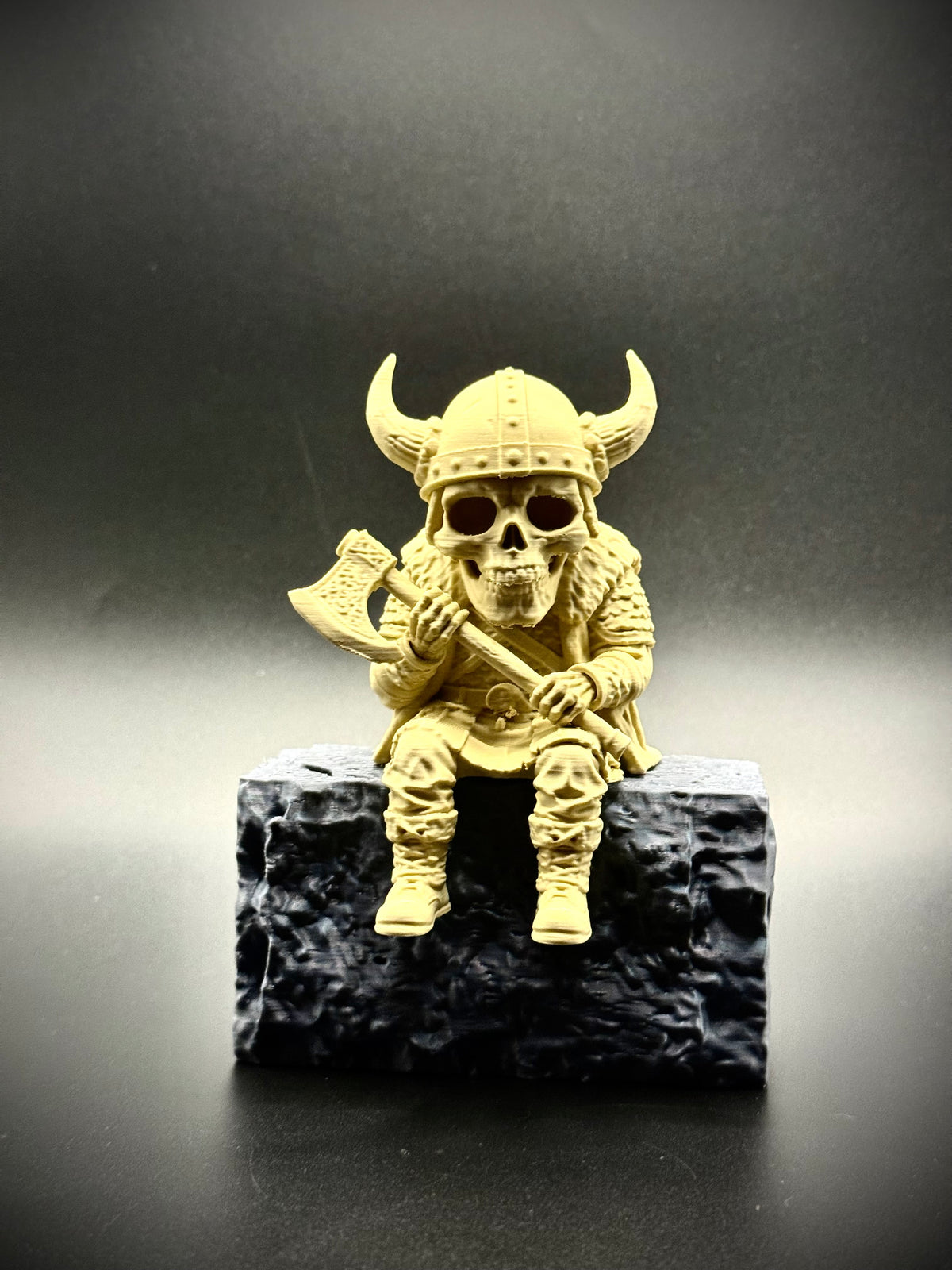 Totenkopf Kantenhocker Wikinger