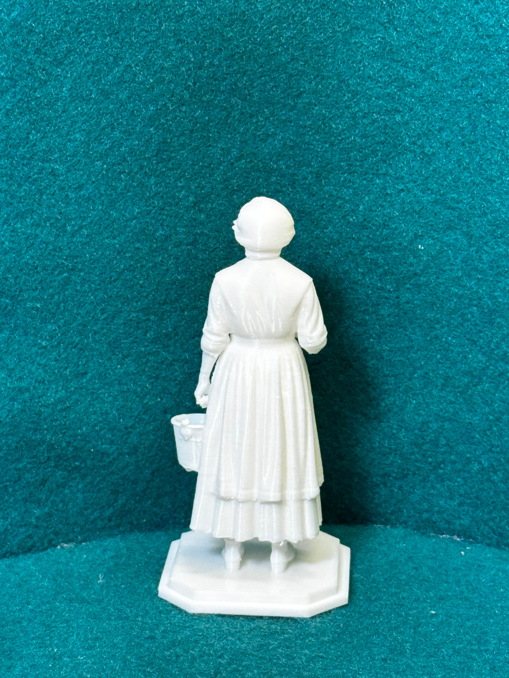 Spülmagd Mysteriöser Charakter Figur Deko Statue Puppenhaus Miniatur Vitrine