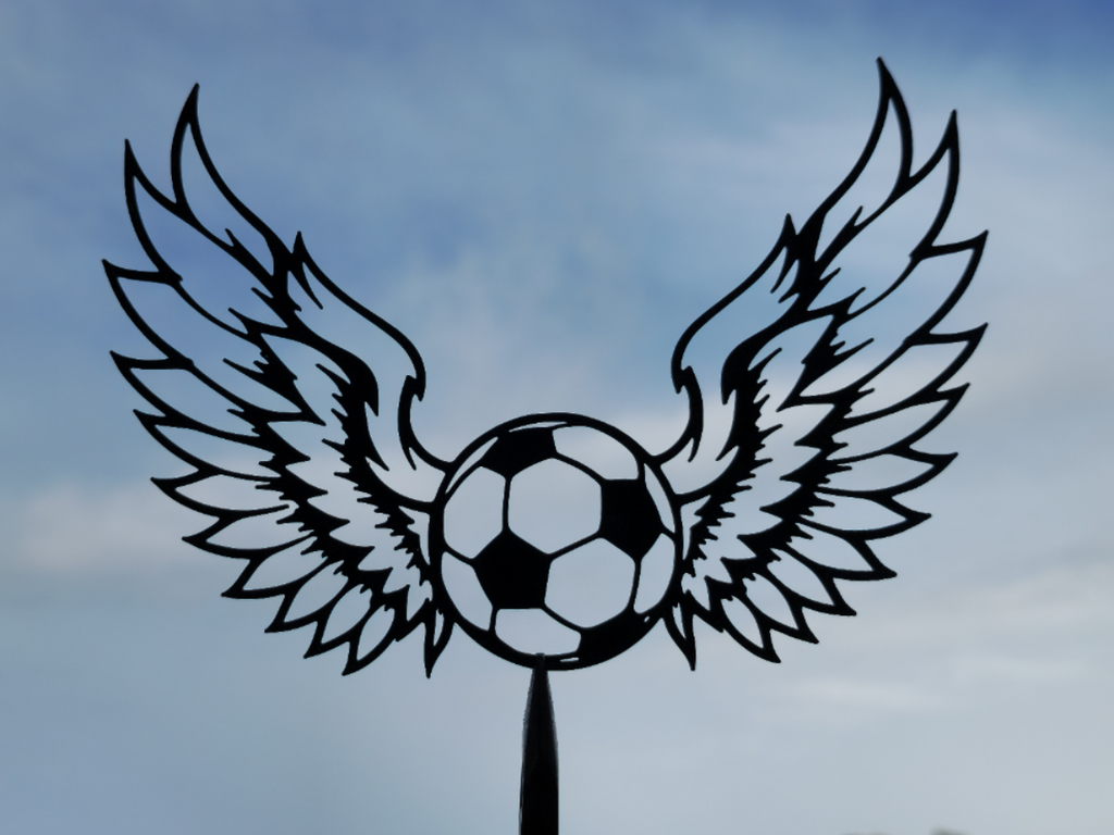 Fliegender Fußball mit Flügeln Wandkunst Wandbild Wanddeko Wanddekoration