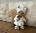 Figur Eichhörnchen im Wellness-Spa Deko