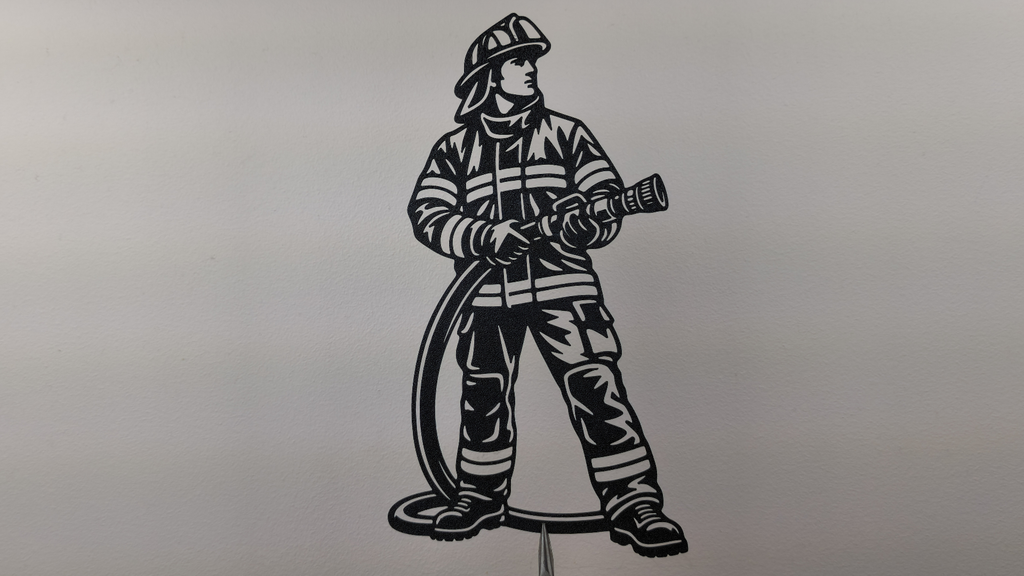 Feuerwehrmann mit Feuerwehrschlauch Wandkunst Dekoration Wandbild Wanddeko