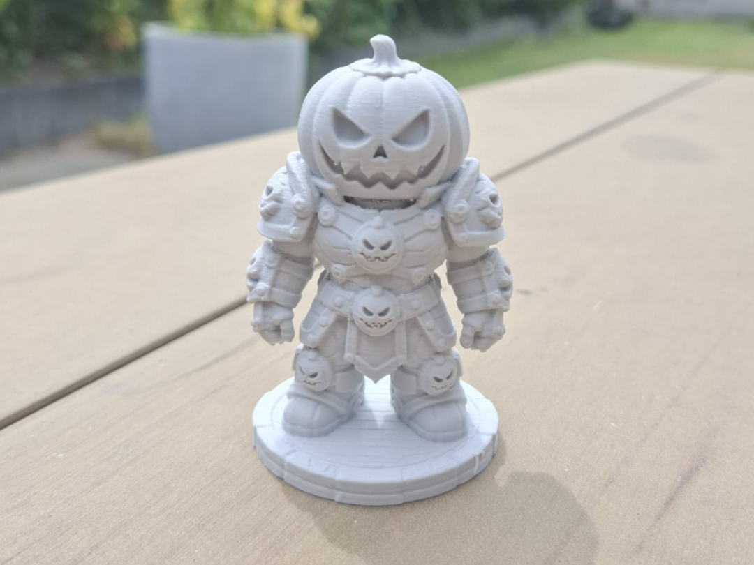 Kürbisritter Halloween-Krieger Figur Deko Statue Grusel Gothic Horror süß