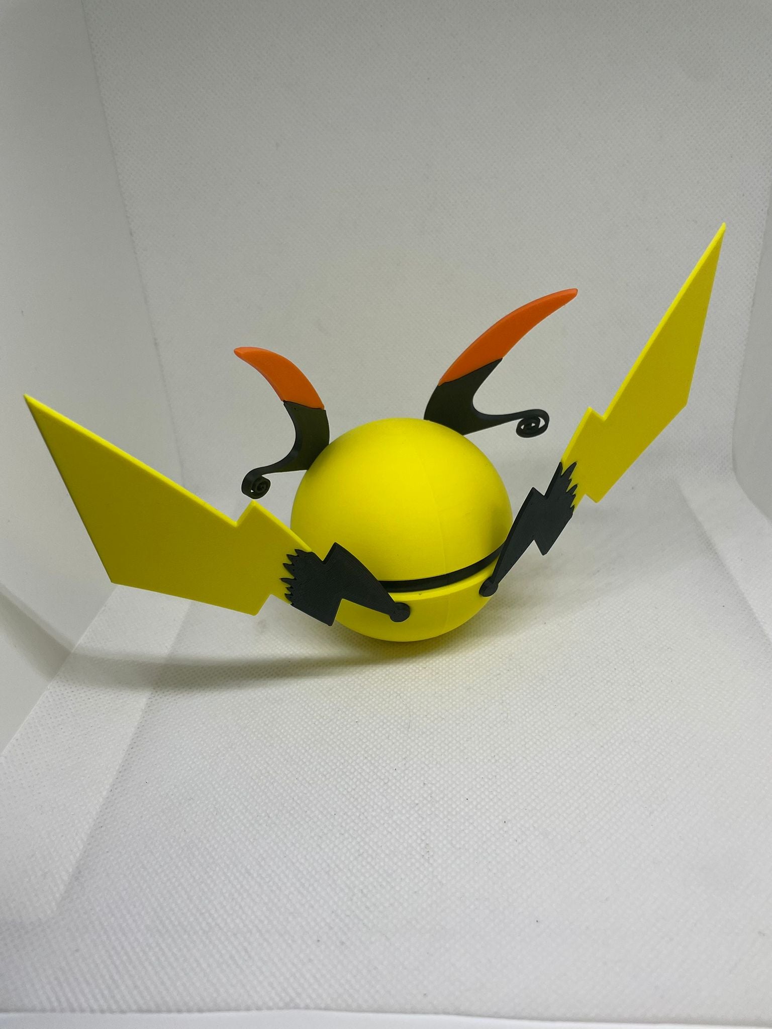 Raichu X | Pokeball | Klicker | Pokemon Inspiration