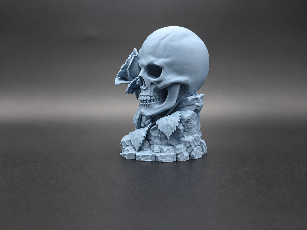 Schädel & Rose Gotische Halloween-Skulptur