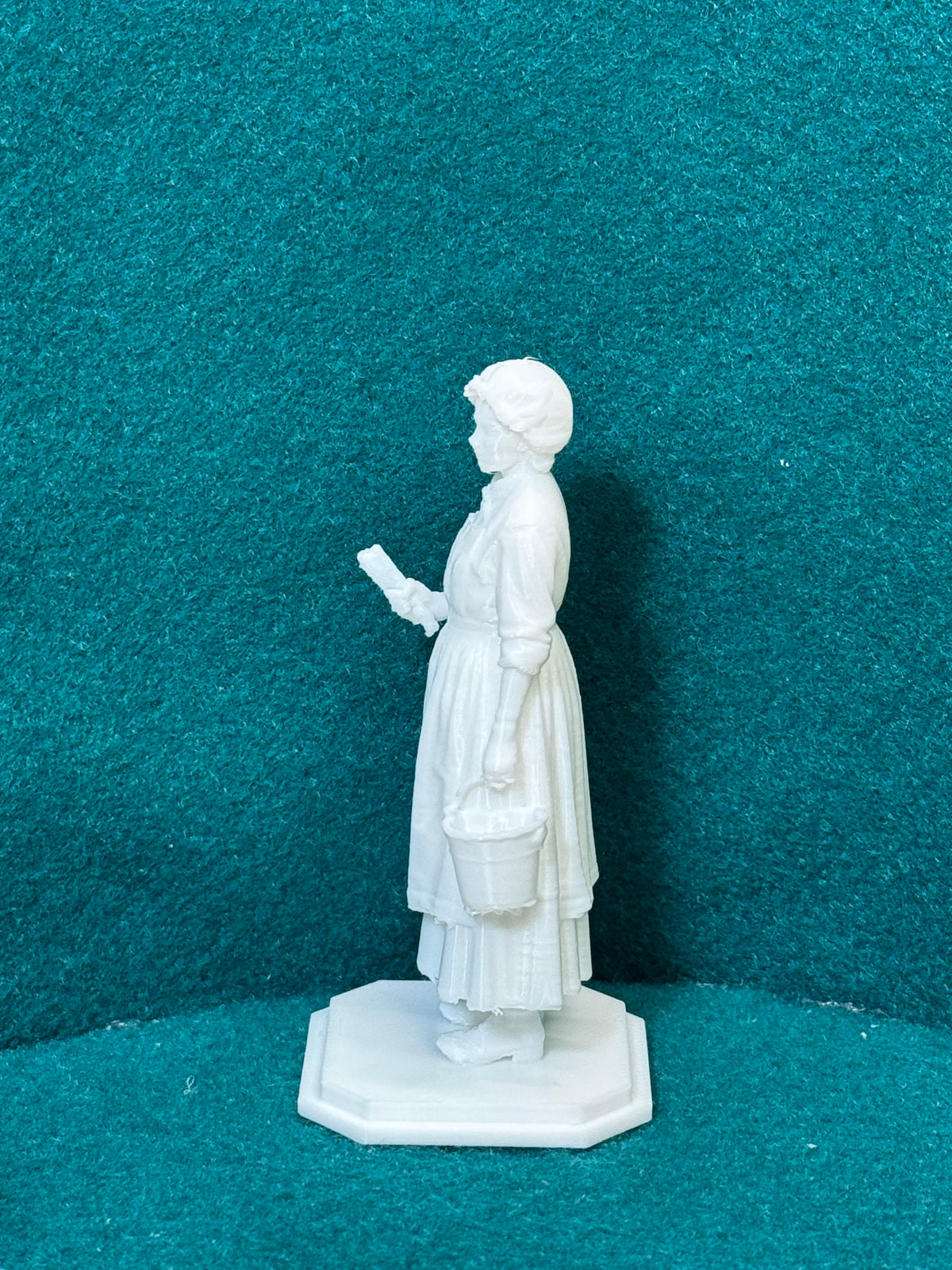 Spülmagd Mysteriöser Charakter Figur Deko Statue Puppenhaus Miniatur Vitrine