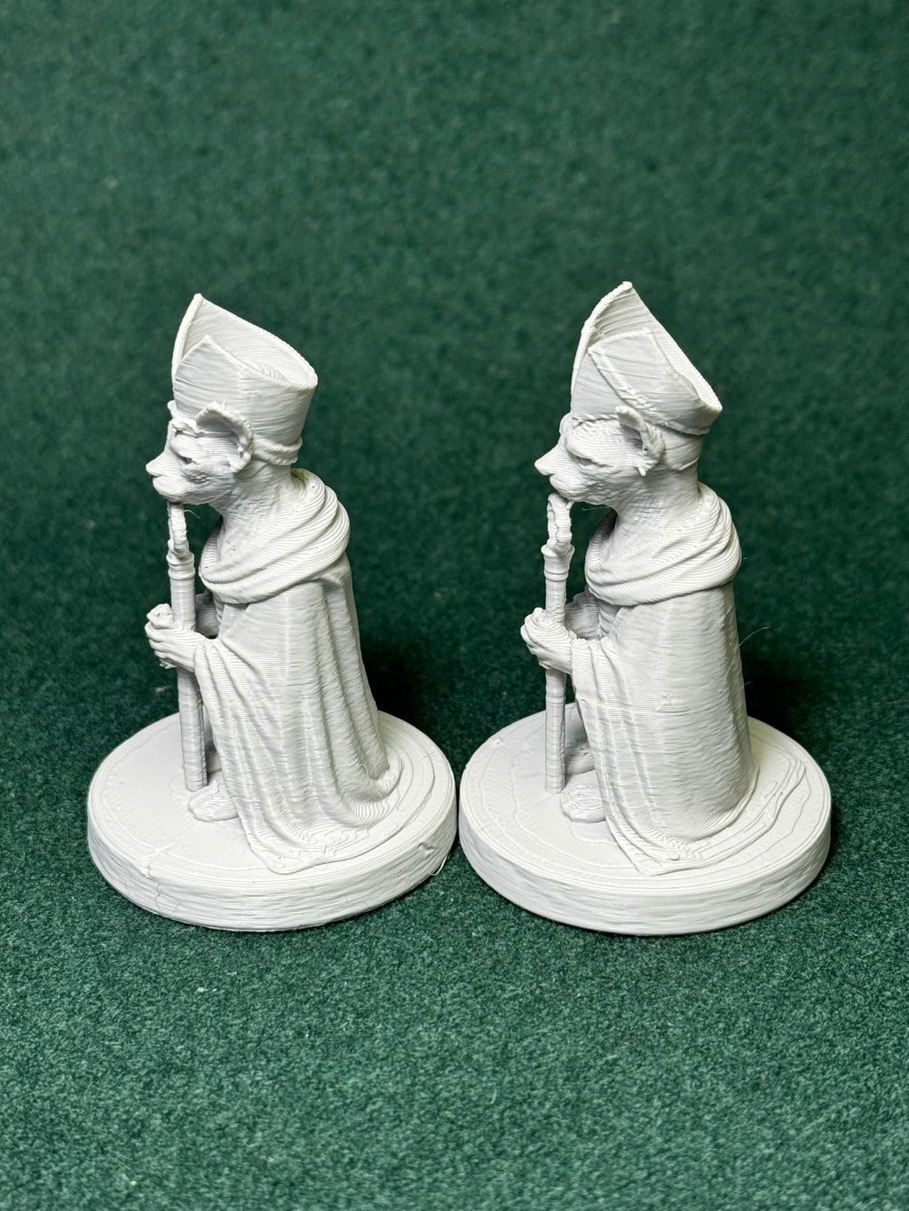 Katzen Vielleicht Hunde vs. C Figur Deko Statue Fantasy Mittelalter Tiere