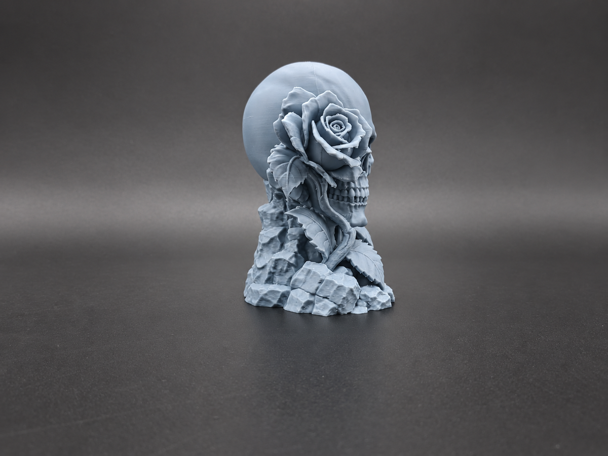 Schädel & Rose Gotische Halloween-Skulptur
