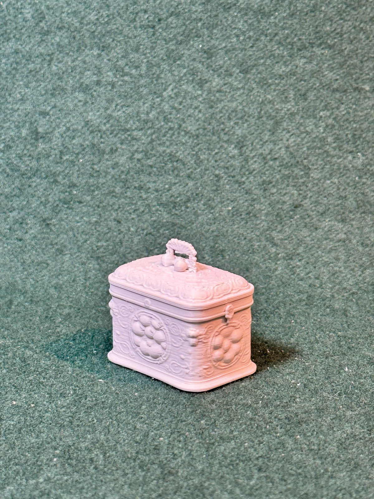Puppenhaus Mini Brotkasten aus der viktorianischen Ära Miniatur 1:12 Möbel