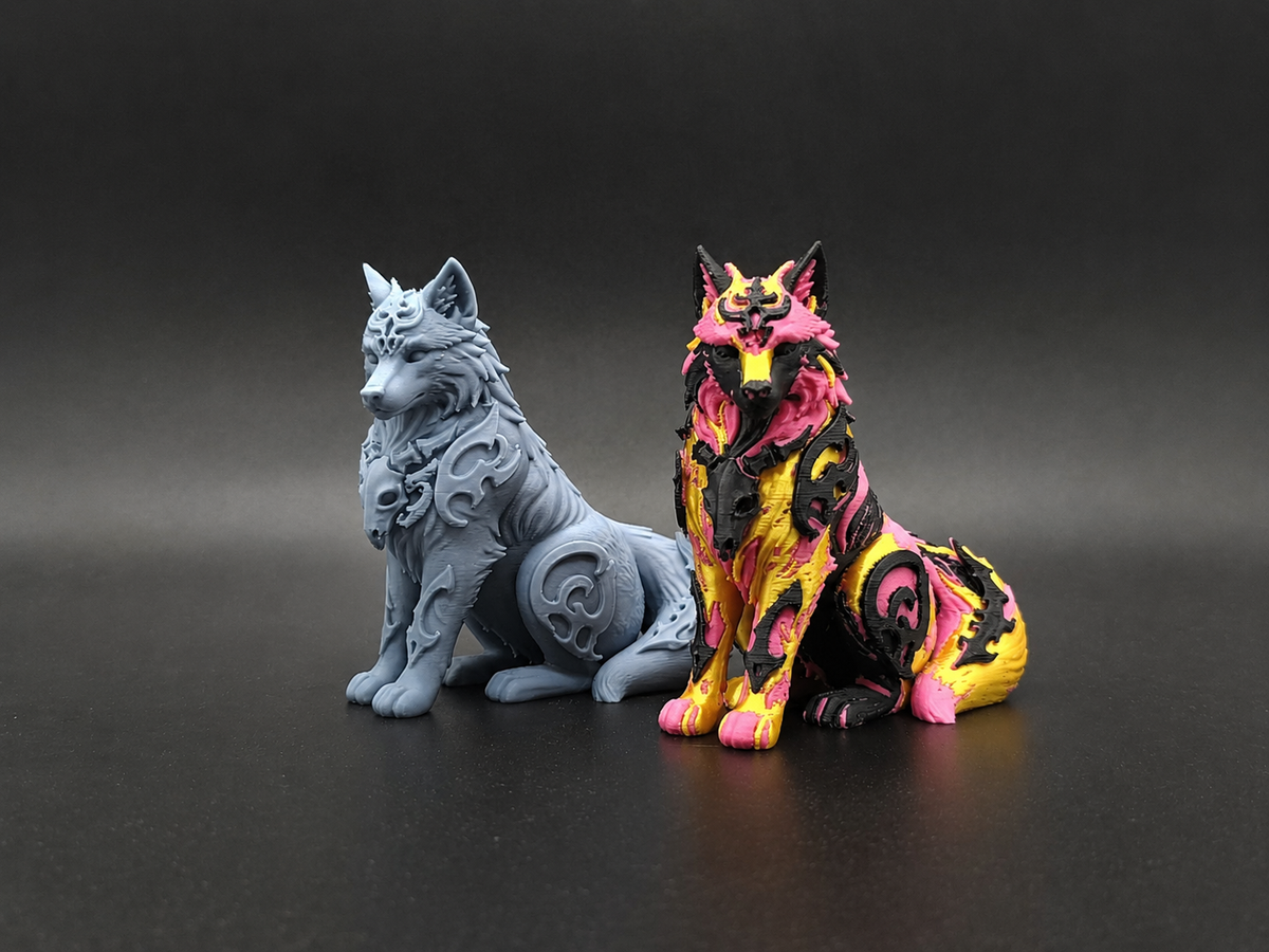 Mystische Stammeswolf-Figur Ein & Mehrfarbig