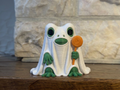 Halloween Figur Frosch als Gespenst Deko