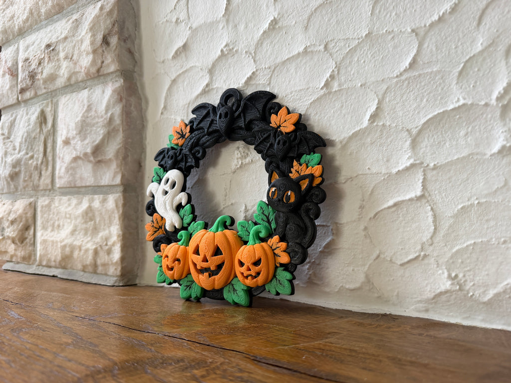 Halloween Kranz mit Fledermäusen, Kürbissen und Katze