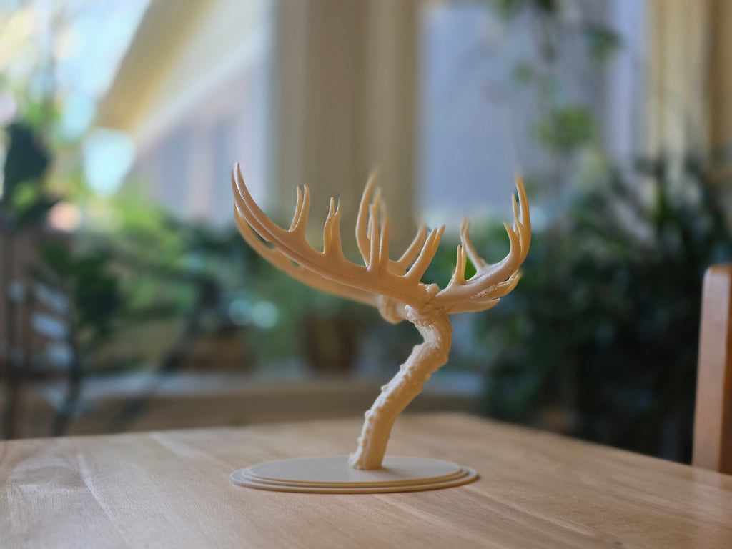 Bonsai Skulptur aus Hirschgeweih