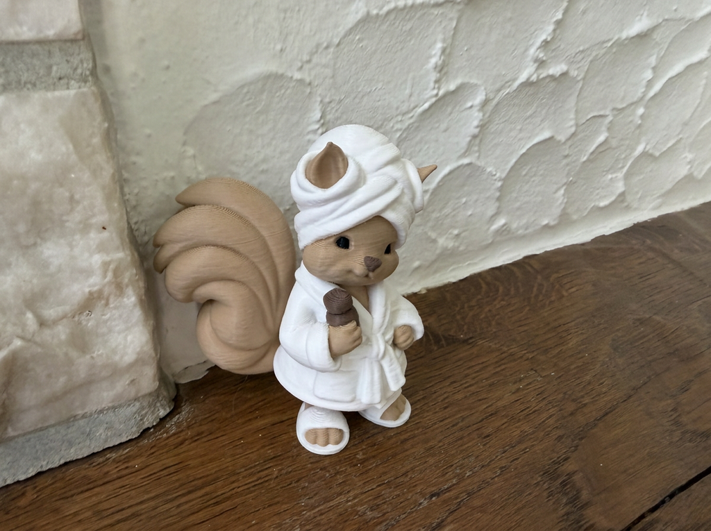 Figur Eichhörnchen im Wellness-Spa Deko