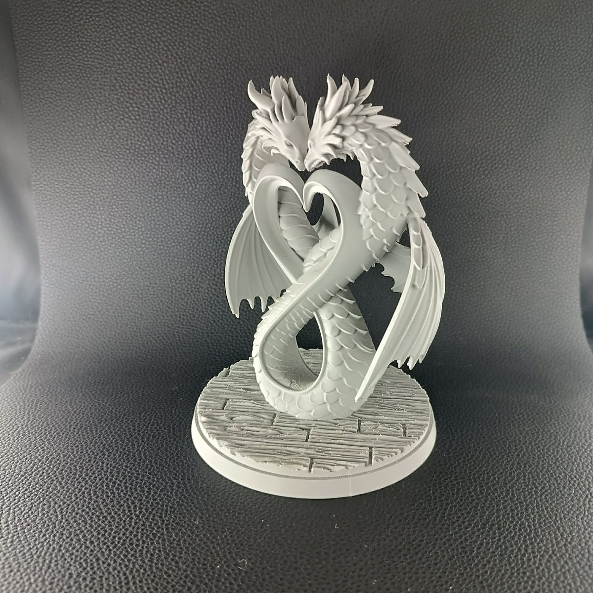 Drachen-Liebesskulptur Valentinstagsgeschenk