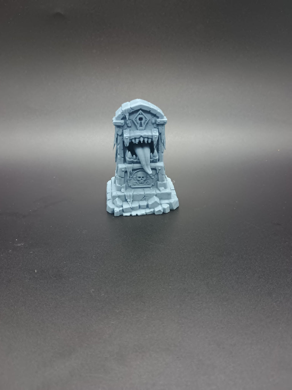 Verfluchtes Grabstein-Monster Halloween-Dekoration