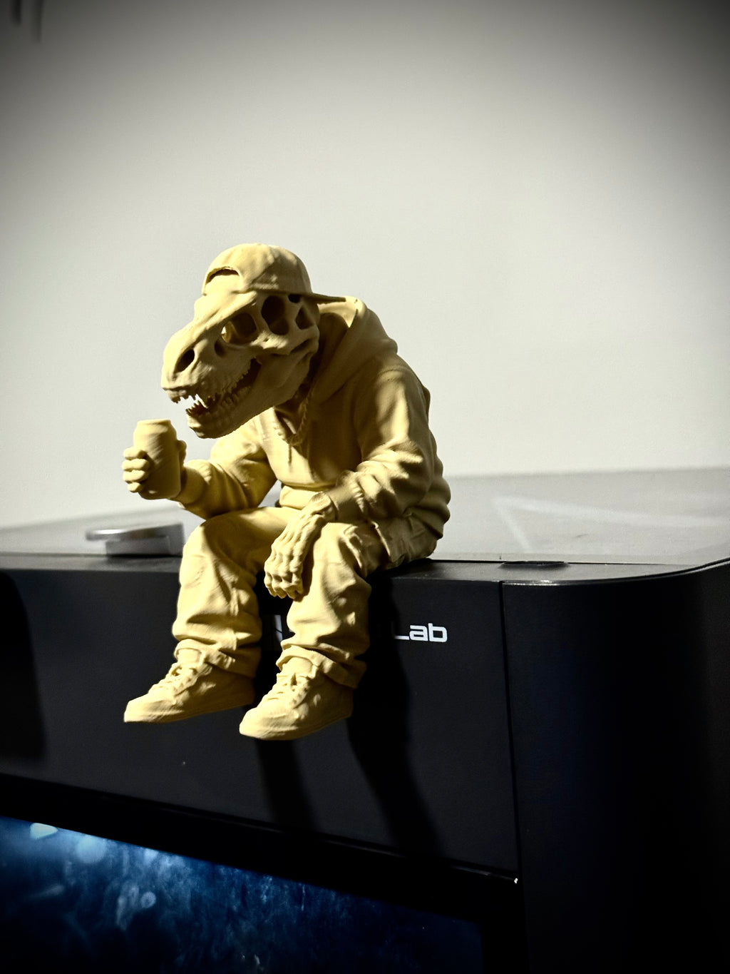 Totenkopf Kantenhocker T-Rex Urban