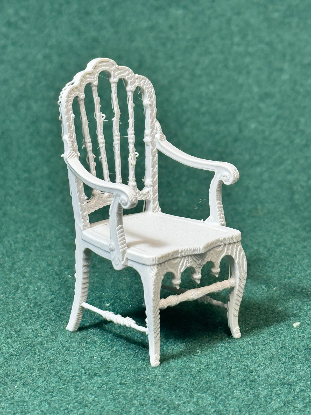 Stuhl Tennyson 1:12 Puppenhaus Miniatur Puppenstube Diorama Modellbau