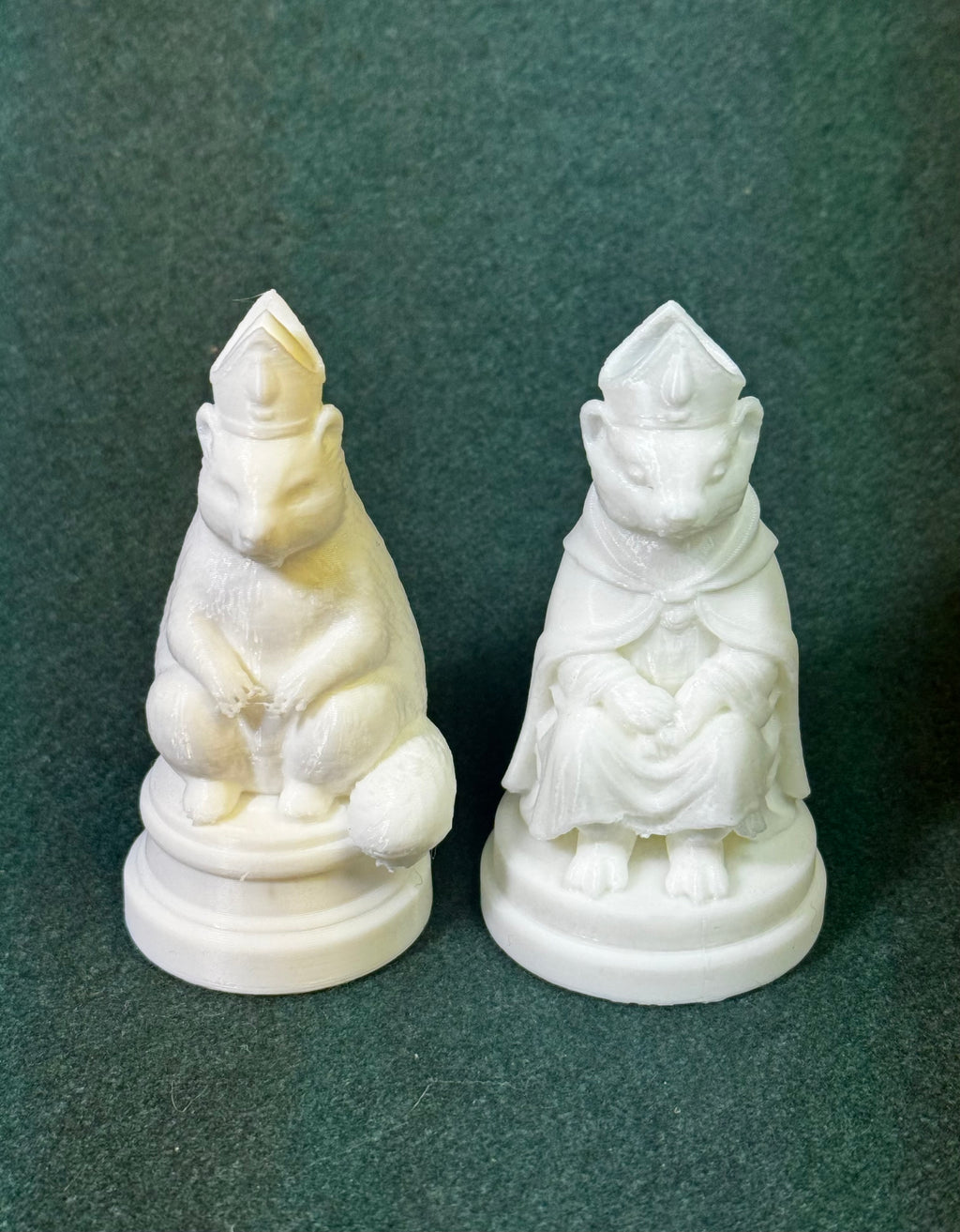 VARMINT Zweitklassige vs Hunde Katzen Menschen Figur Deko Statue Fantasy