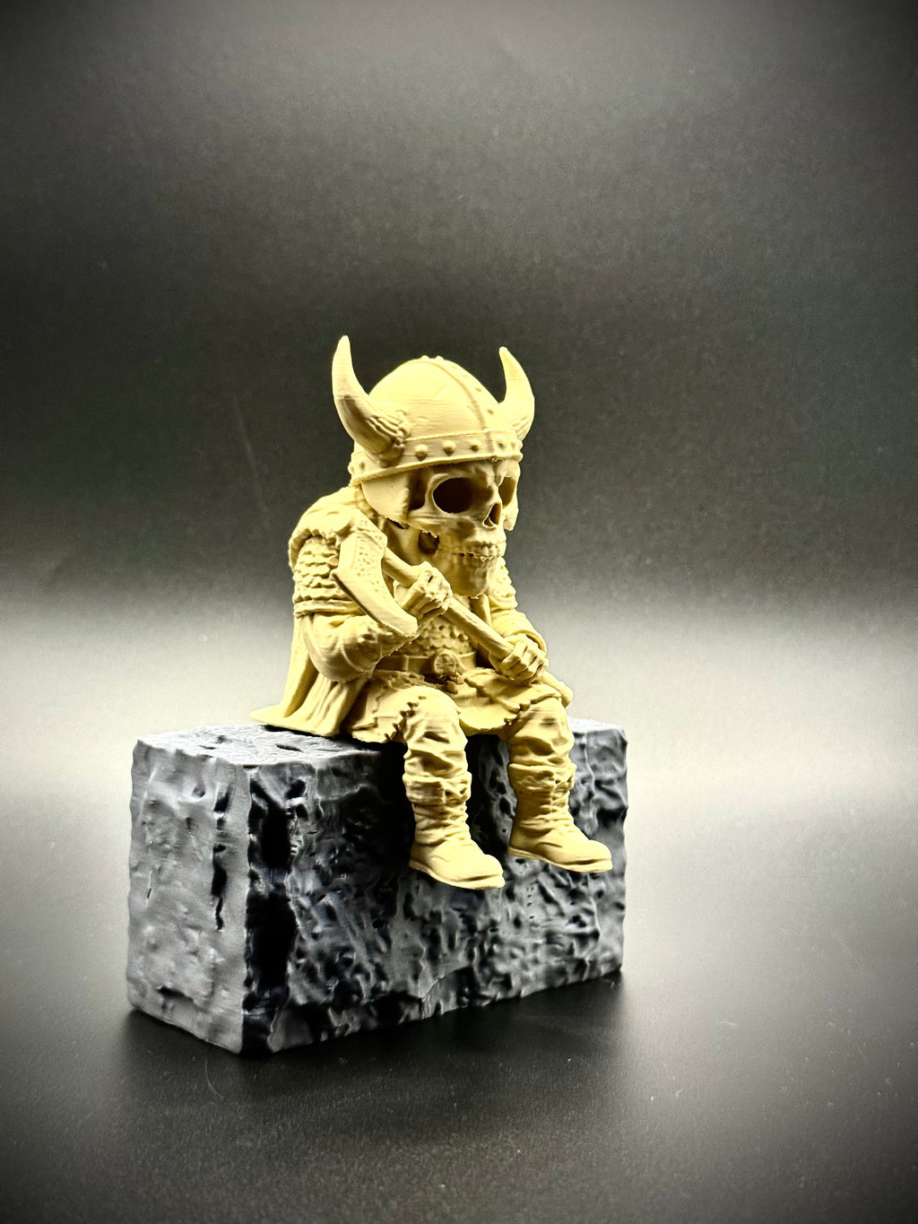 Totenkopf Kantenhocker Wikinger