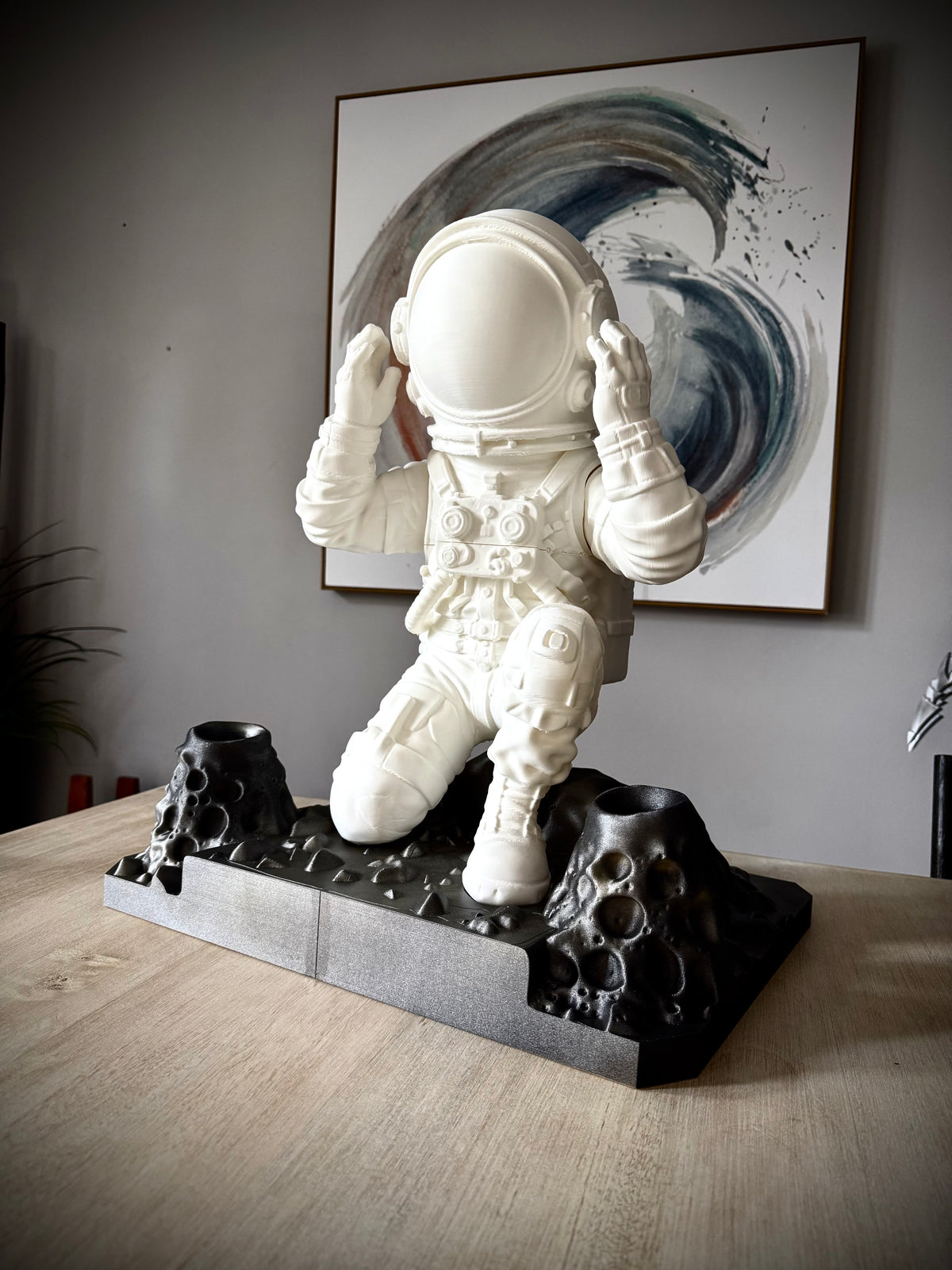 Ständer für VR-Headset Astronaut