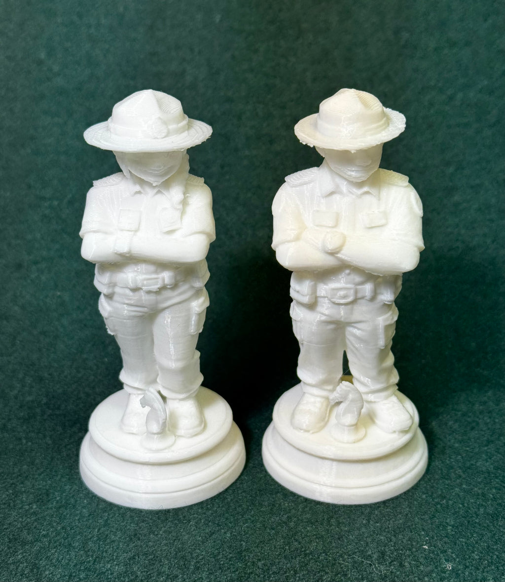 MENSCHEN HAC” Hunde vs Katzen vs Ungeziefer Figur Deko Statue Tierfigur