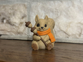 Figur Eichhörnchen am Lagerfeuer Deko