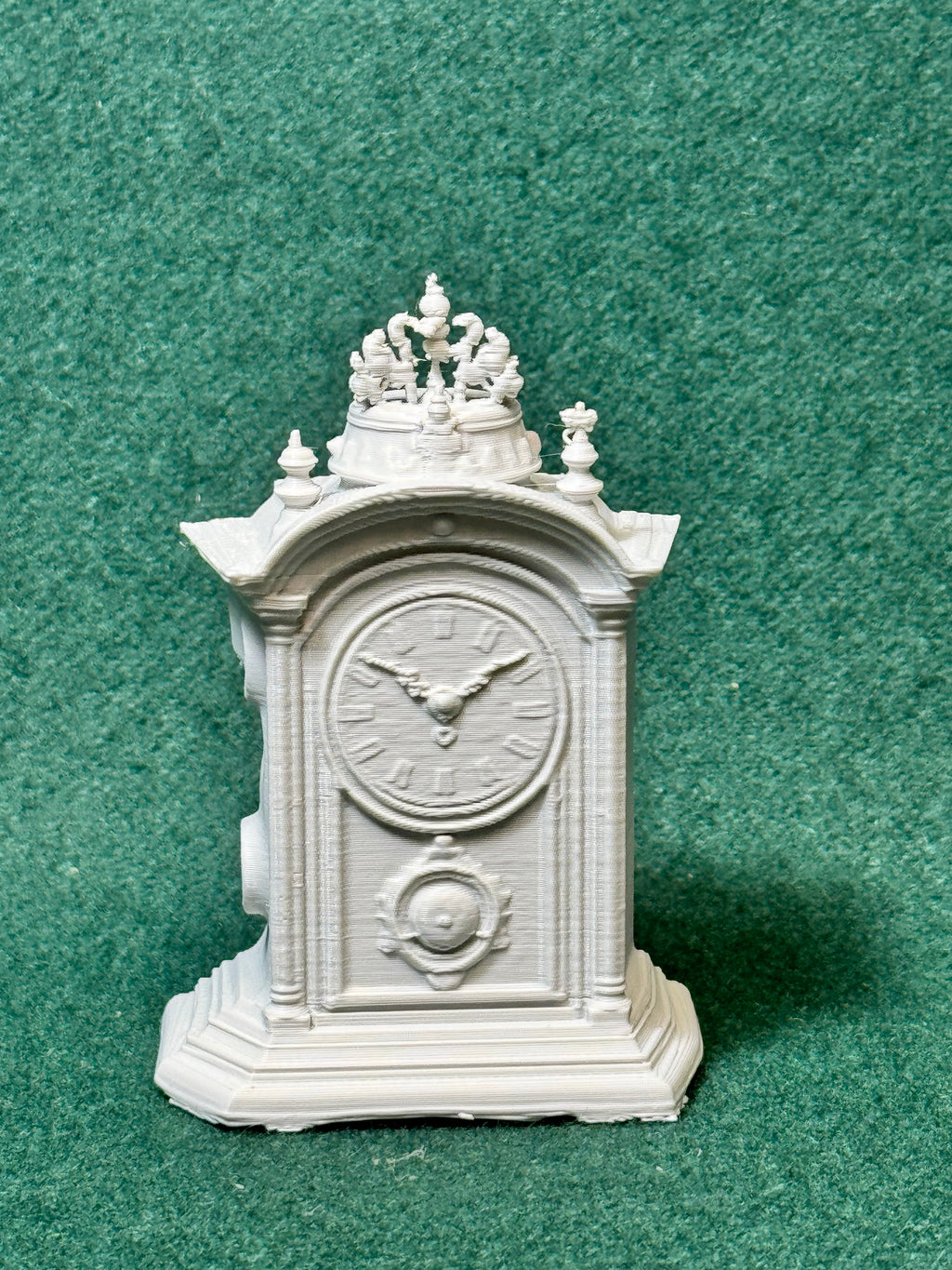 Puppenhaus Mini Kaminuhren des viktorianischen Zeitalters 1 Miniatur 1:12