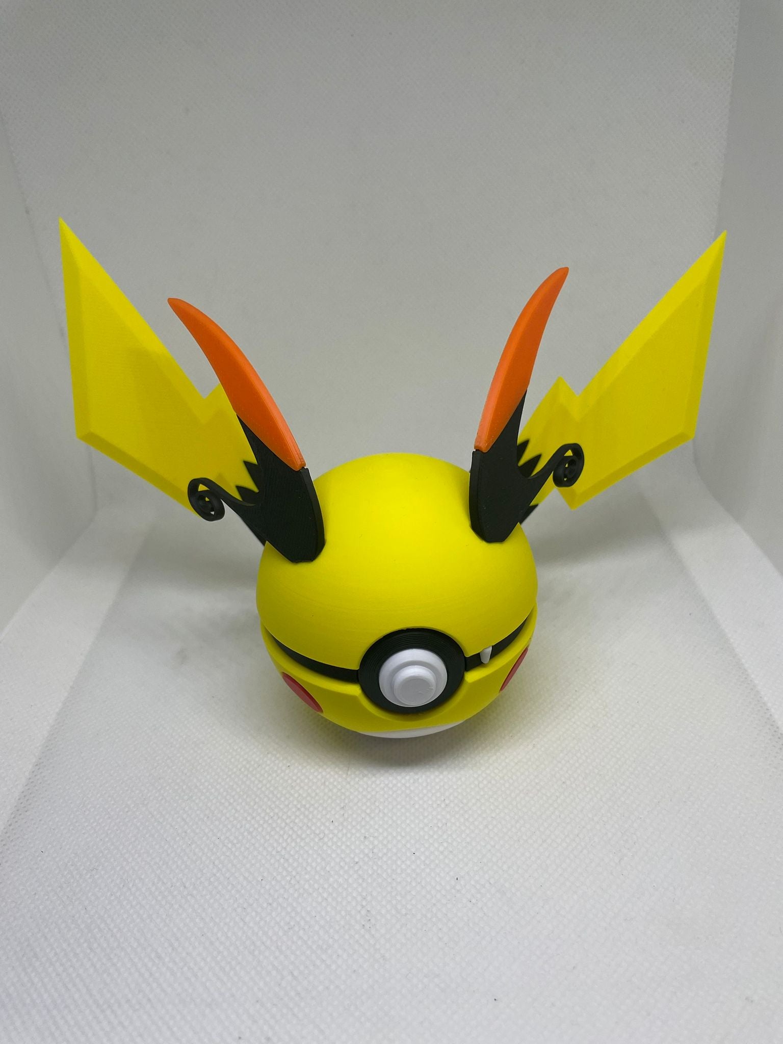 Raichu X | Pokeball | Klicker | Pokemon Inspiration
