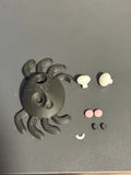 Spinnennetz magnetisch mit schwingender Spinne