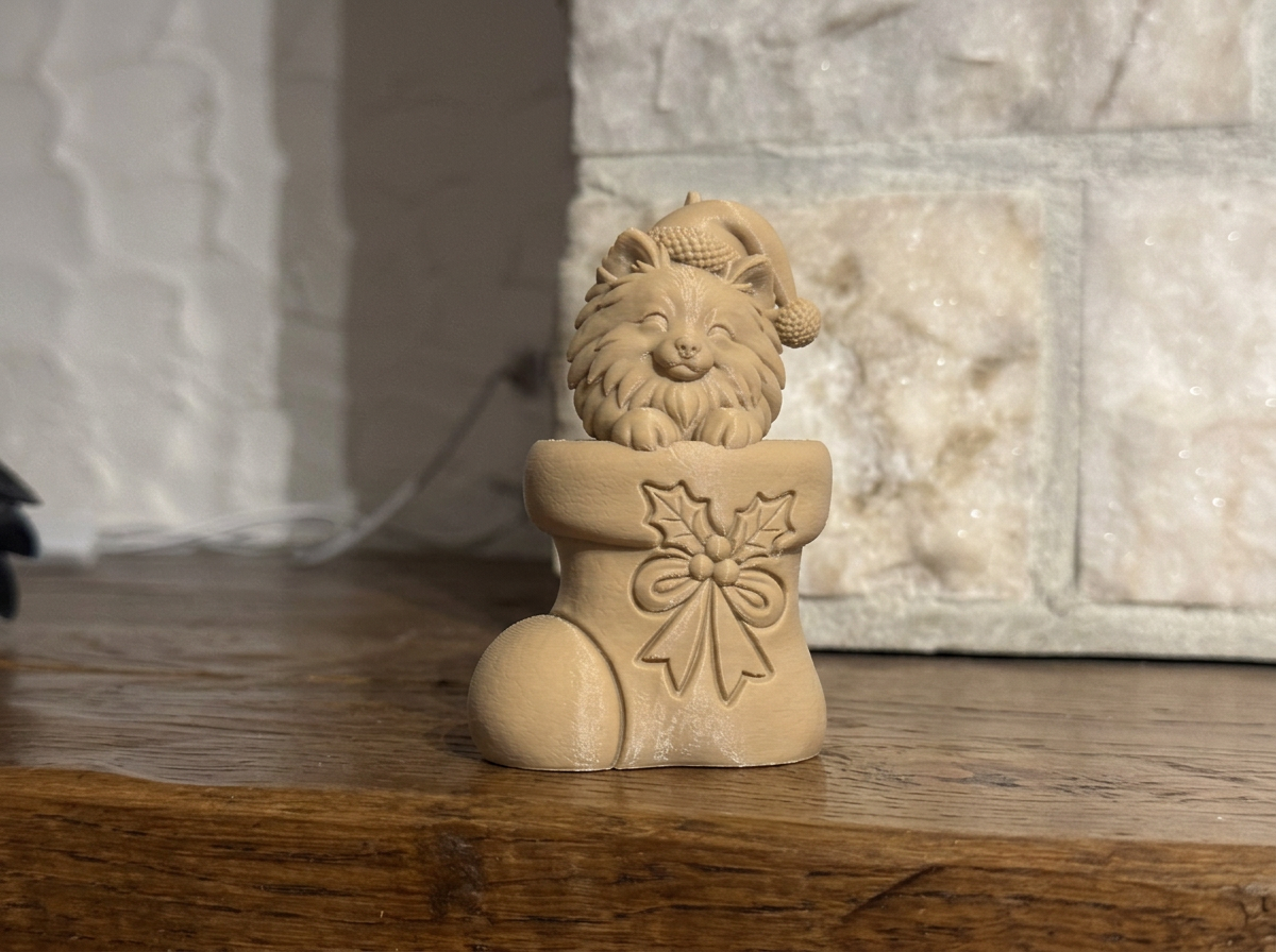 Weihnachtsanhänger Zwergspitz im Strumpf