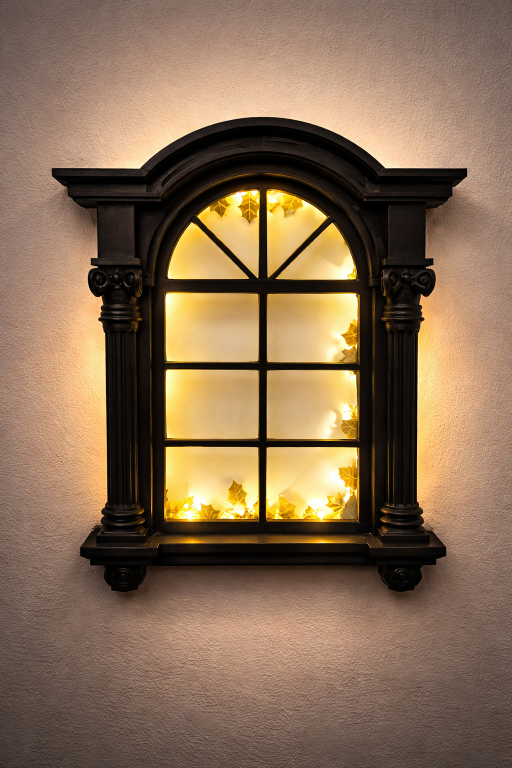 Gotische viktorianische Fenster-Leuchtbox Figur Deko Statue Vintage