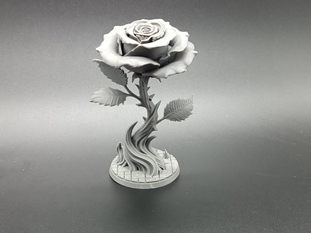Dekorative Rosenblumenstatue Fantasie-Rose