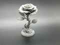 Dekorative Rosenblumenstatue Fantasie-Rose