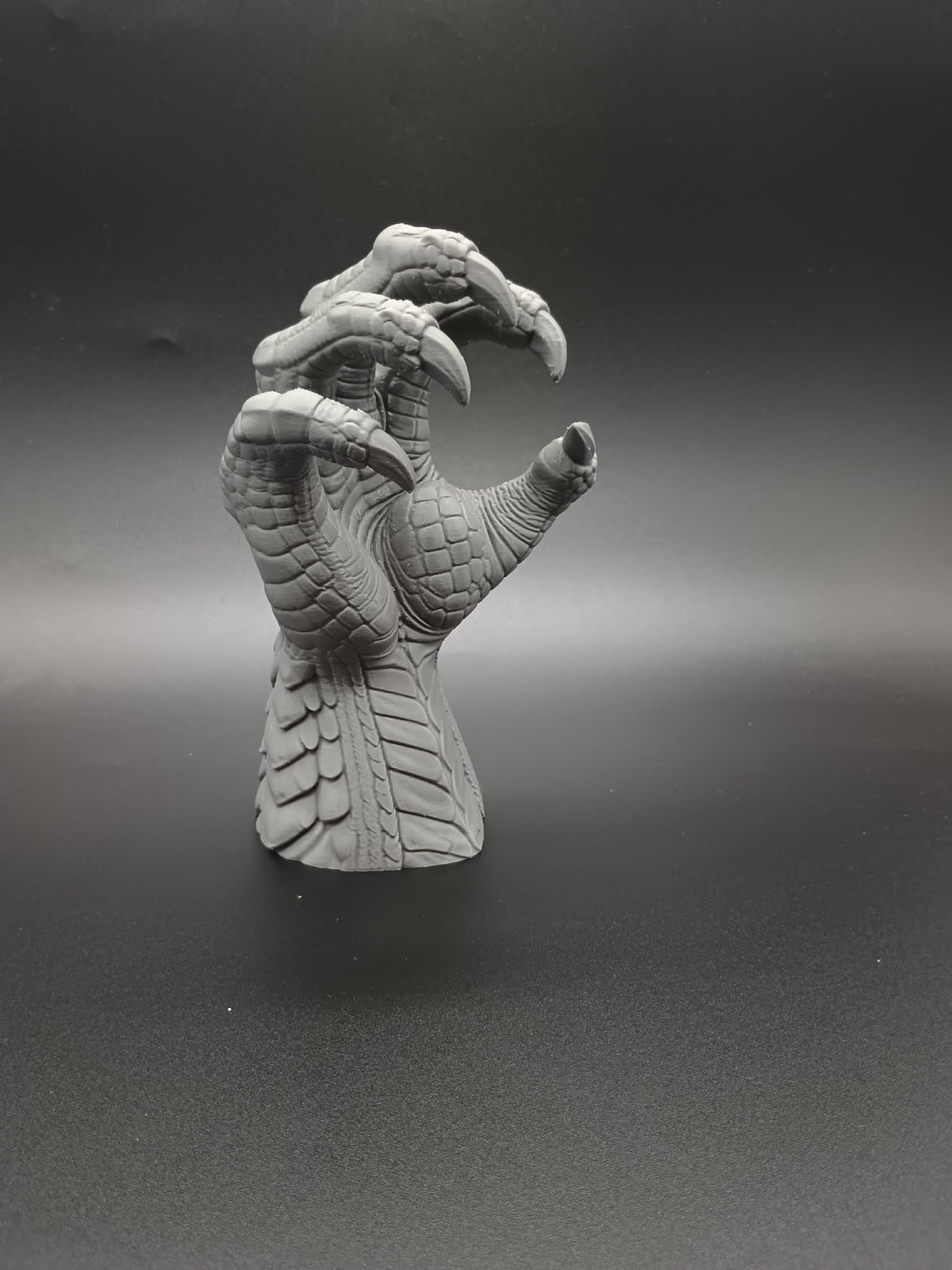 Drachenhand Fantasy Ausstellungsdekorationsstück